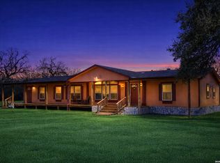 1075 Quail Run, Lytle, TX 78052