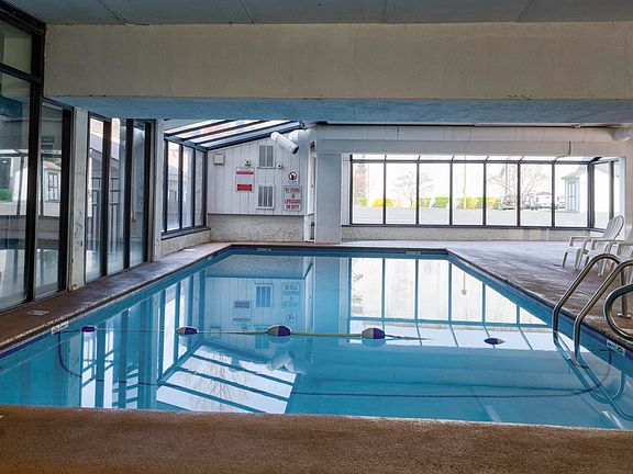 2nd image of 685 River Rd #306