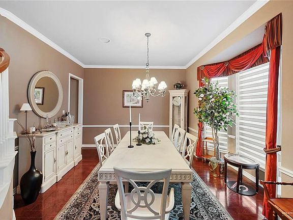 5th image of 2700 San Carlos Ct
