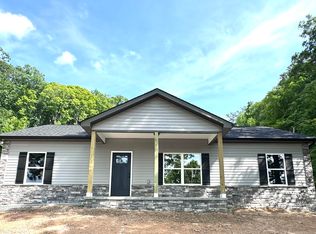 132 Lynn Dr, Maynardville, TN 37807