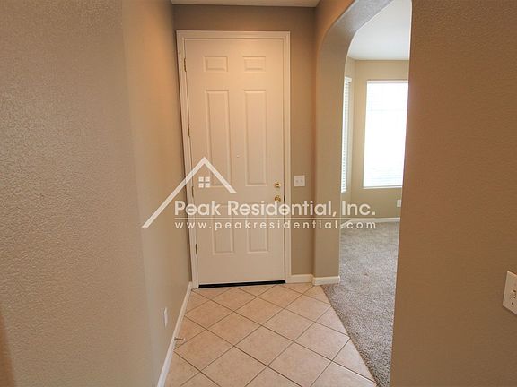 3rd image of 1554 Sandmark Dr