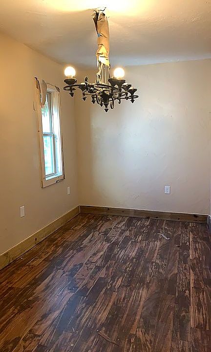 2nd image of 2904 Lasker Ave