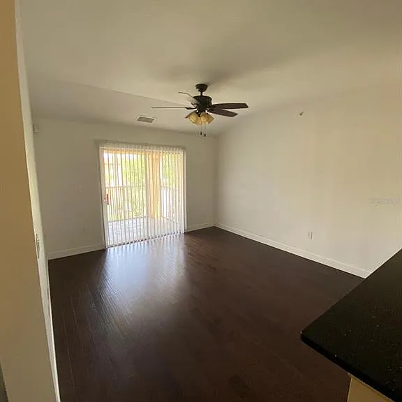 5475 Vineland Rd #8311 — Photo 2