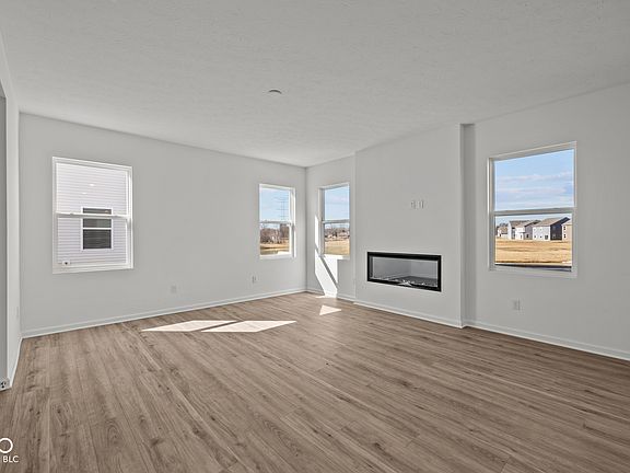 5th image of 5144 Rolling Meadow Blvd