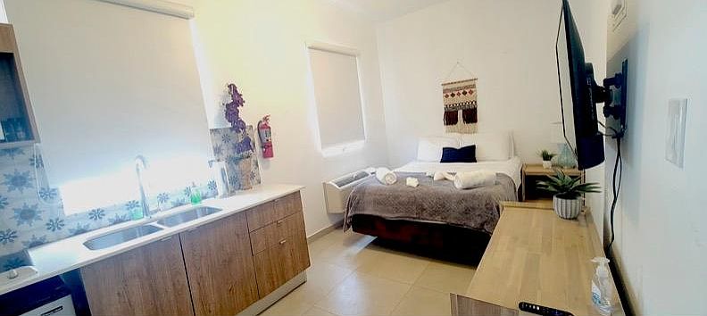 2nd image of 1503 Calle Loiza #4