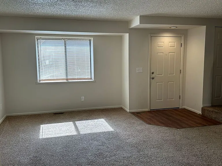 826 London Green Way — Photo 7