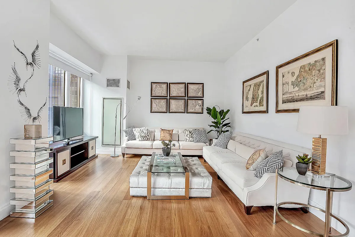 33 West 56th Street — Photo 4