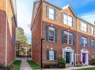 3676 Madison Watch Way, Falls Church, VA 22041