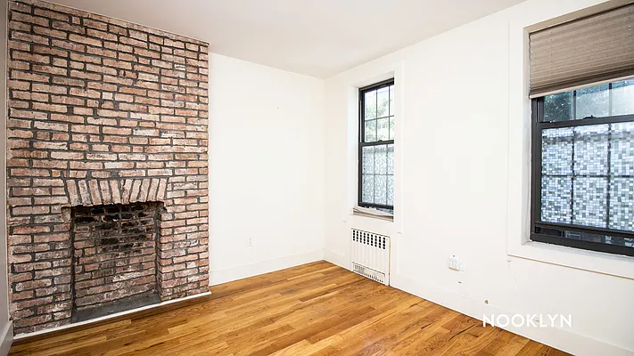 Rented by Nooklyn NYC LLC | media 18