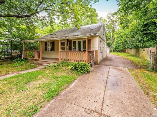 5419 Hipp St, Dearborn Heights, MI 48125
