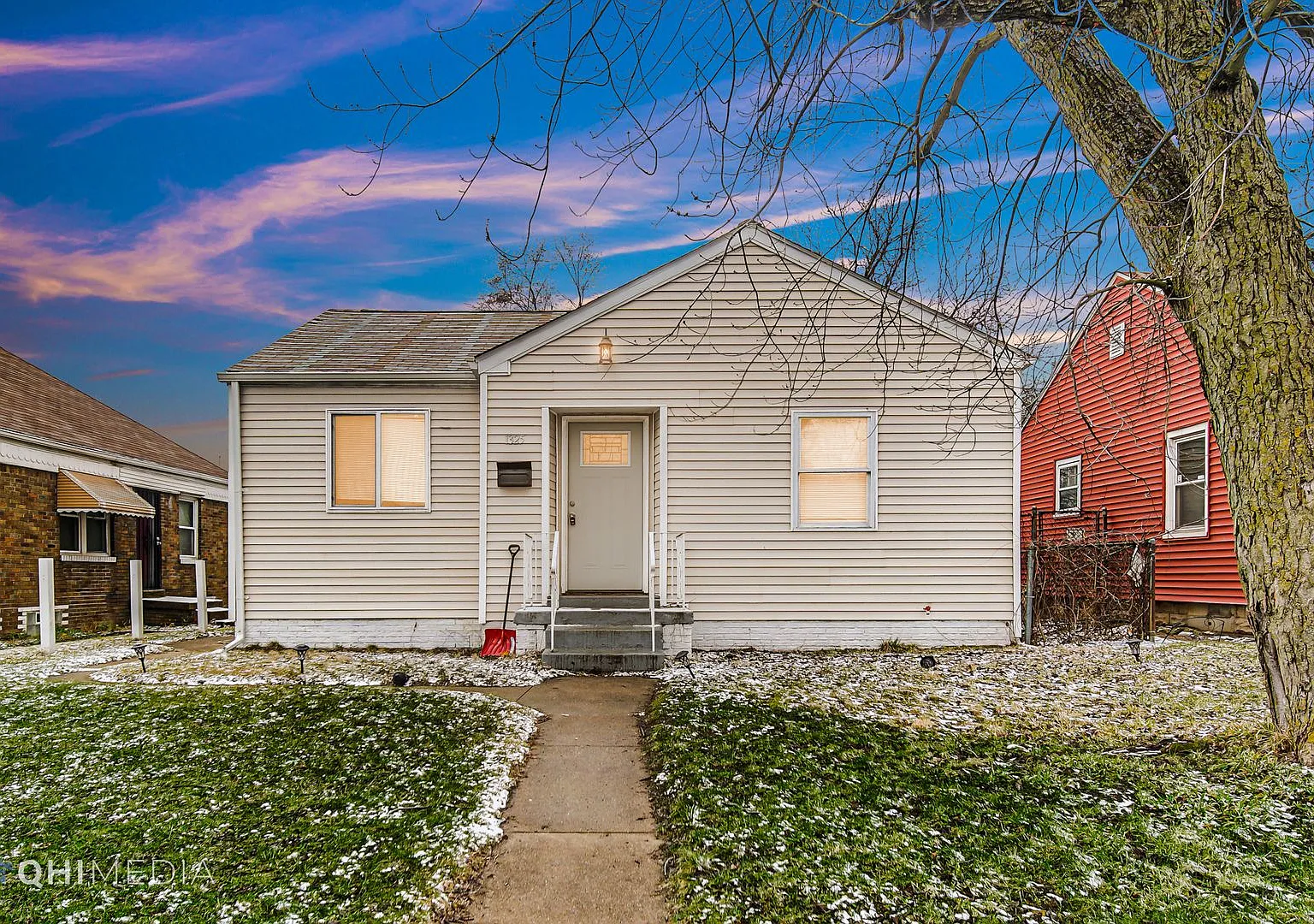 2 Bedroom in Gary — Photo 1