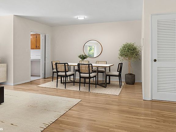 4th image of 3720 Independence Ave APT 3D