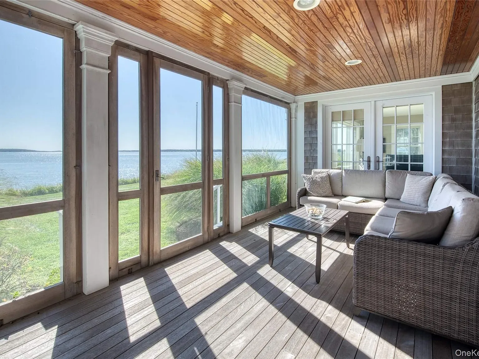 4 bed, 4.5 bath, 2800 sqft, $10,000 — Photo 3