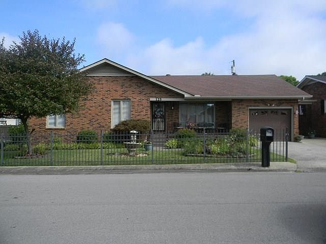 1st image of 125 Tulip St