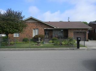 125 Tulip St, Paintsville, KY 41240