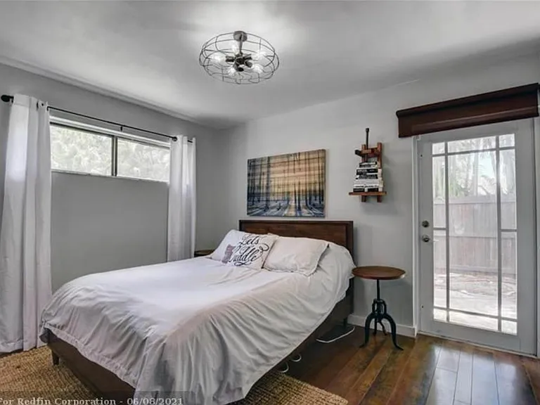 20890 Hamaca Ct — Photo 13