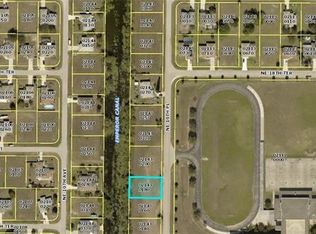 1722 NE 10th Pl, Cape Coral, FL 33909