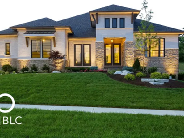 13855 Waterway Blvd, Fishers, IN 46040