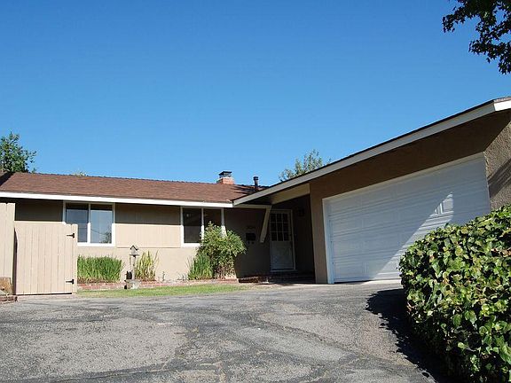 5th image of 5034 Carolyn Way