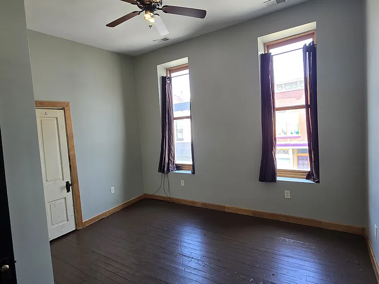425 1/2 Main St #1 — Photo 6