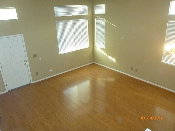 5th image of 408 La Esperanza Dr