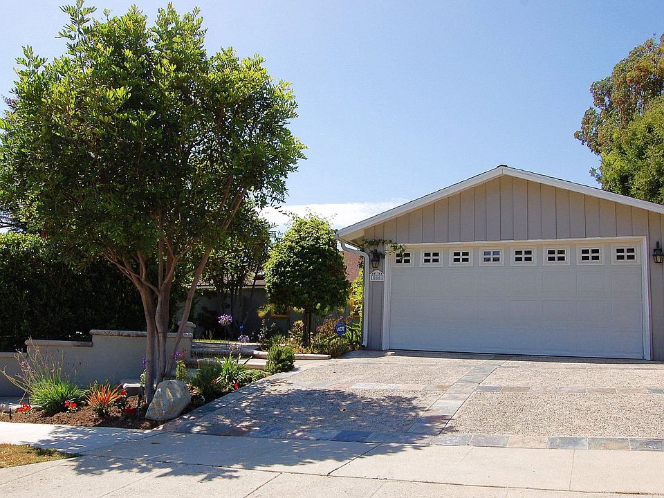 1st image of 10661 Coventry Pl