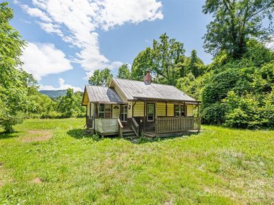 55 Shook St, Clyde, NC, 28721