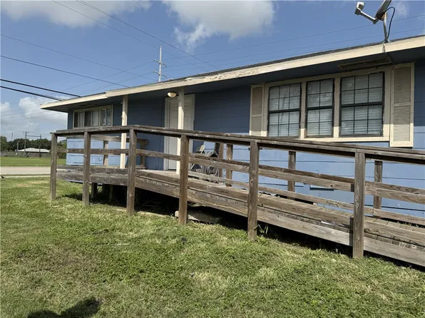 1645 Clare Dr, Corpus Christi, TX 78412