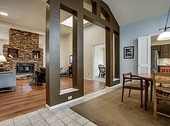 3rd image of 3703 Penny Ln