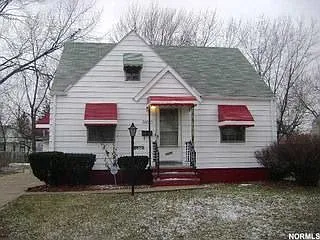 3970 Lee Heights Blvd photo 1