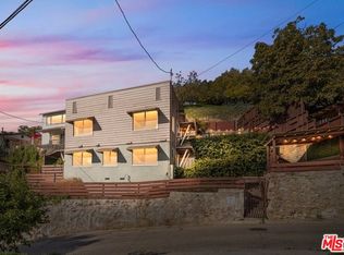 3055 Future St, Los Angeles, CA