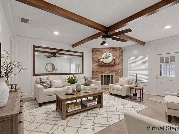 2nd image of 823 New Castle Ct