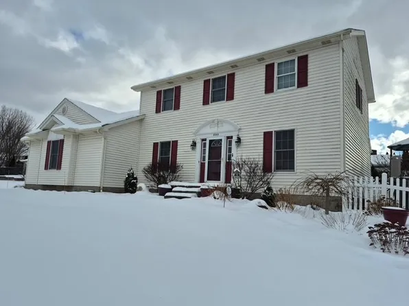 3543 Dominic Dr, Erie, PA 16506