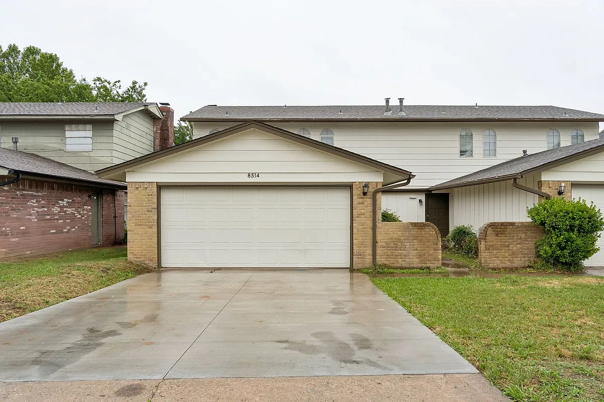 Building Photo - 8514 Candlewood Dr