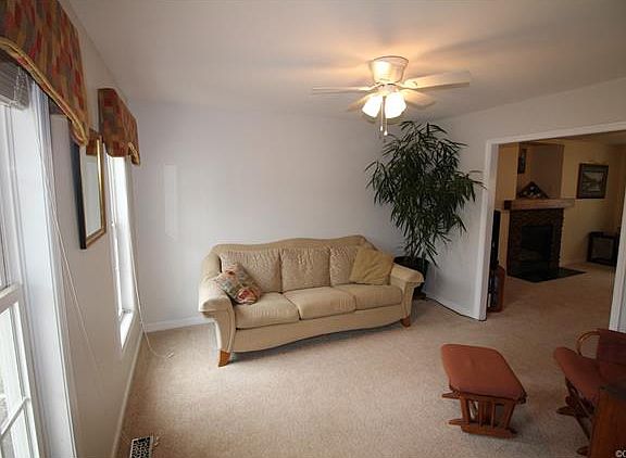 4th image of 2414 Grey Oak Dr