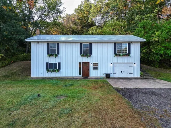 E9806 190th Avenue, Eau Claire, WI 54701