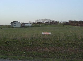 7052 Tarlton Rd, Circleville, OH 43113