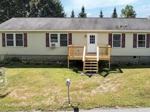 9 Oliver Street, Schroon Lake, NY 12870