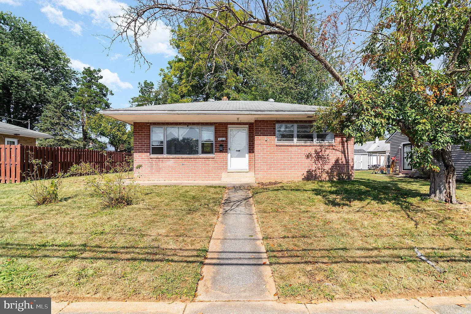 4304 Allen Rd photo 1