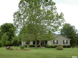 2469 N Reed Station Rd, Carbondale, IL 62901