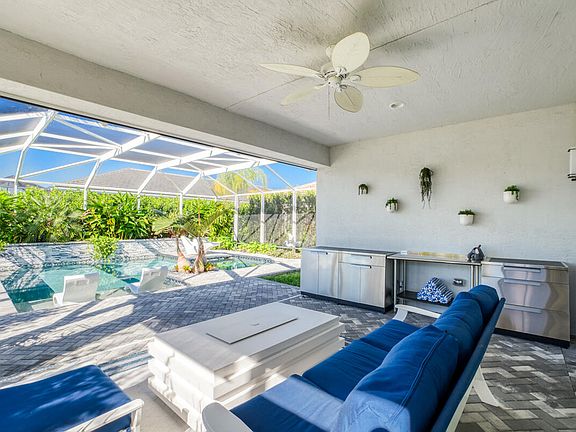 4th image of 11739 SW Waterford Isle Way