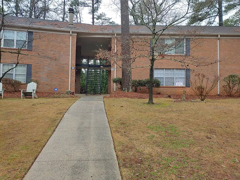 2080 Montreat Cir — Photo 4