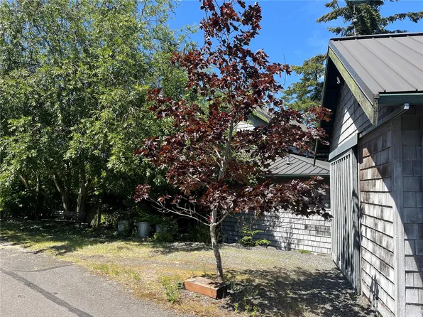 2014 Cowgill Avenue, Bellingham, WA 98225