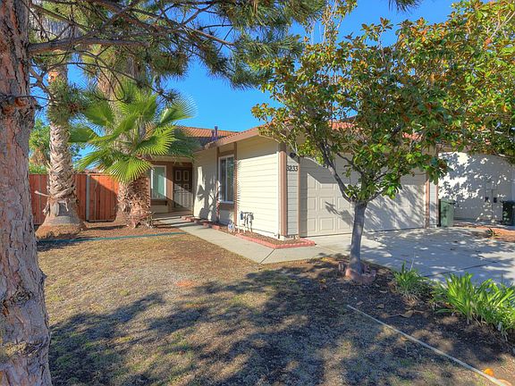 2nd image of 3233 Thousand Pines Ct