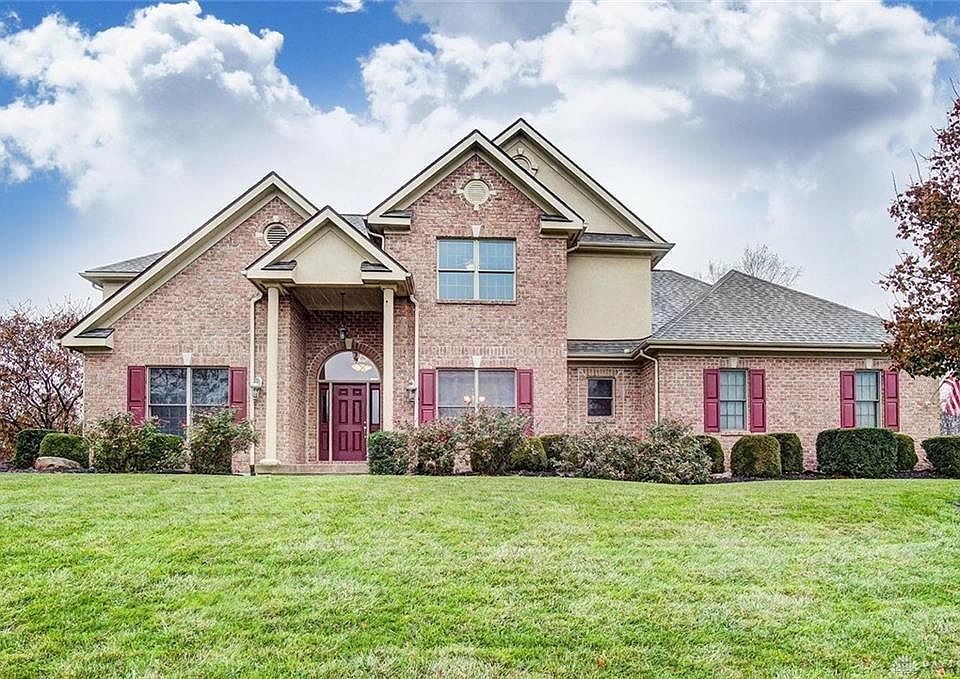 1st image of 653 Beechwood Dr