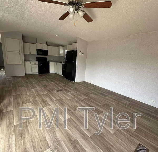 159 Sugar Maple Ln — Photo 3