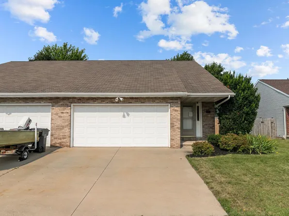 1819 Meadowview Ln, Little Chute, WI 54140