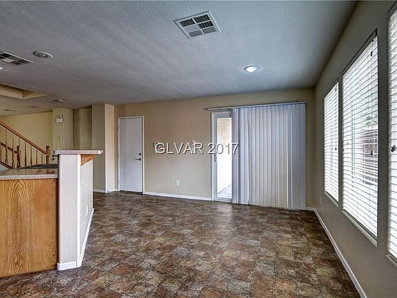 5th image of 624 Haunts Walk Ave