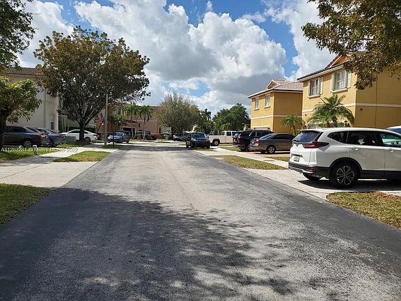 4th image of 15581 SW 112th Dr #15581