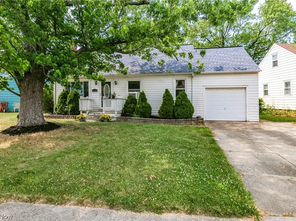 32213 Glen Arden Dr, Willowick, OH 44095